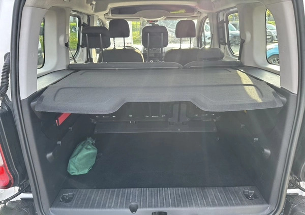 Toyota Proace City Verso cena 70900 przebieg: 104900, rok produkcji 2020 z Opole małe 121
